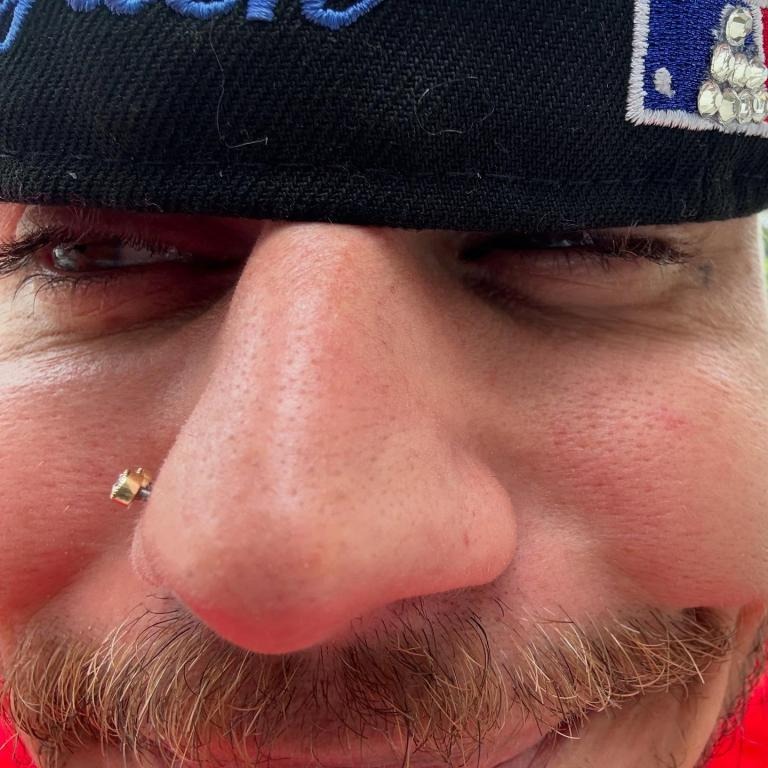 "Sao không ai cứu lấy Justin Bieber?" u point flaws u recognize 106055 3 1749350504096572368396 1749353115884 1749353116306177420803