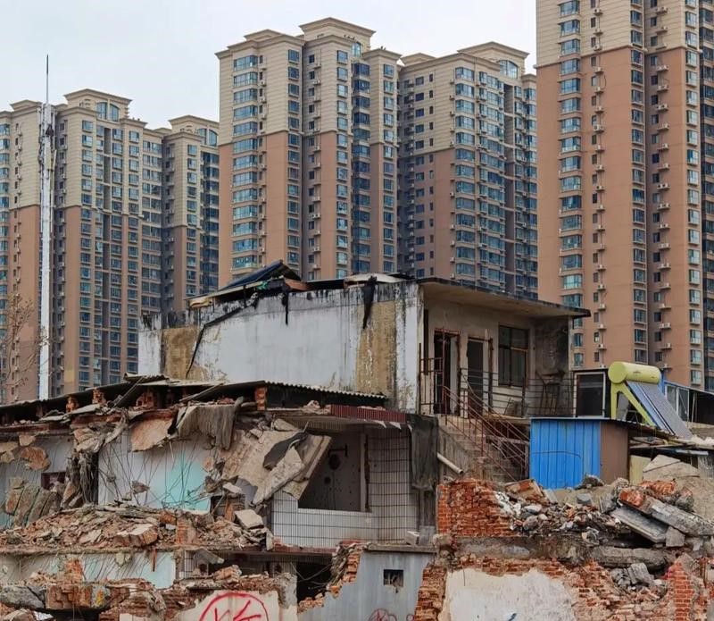 Người đàn ông nhận đền bù đất 20 tỷ đồng sau 15 năm mua nhà: Chủ cũ quay về đòi tiền, lại được toà án chia cho 60%- Ảnh 2.