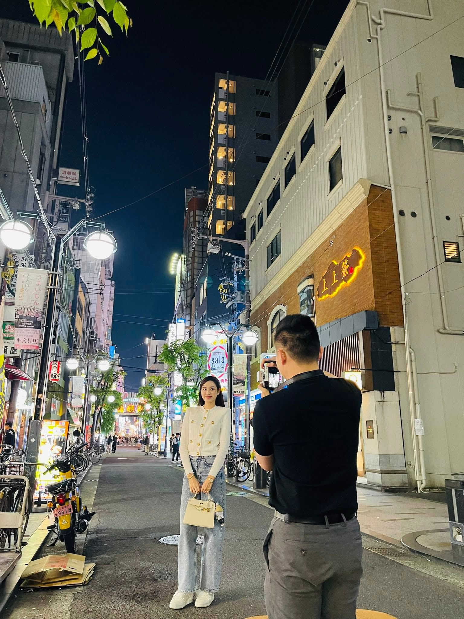 Chào mừng doanh nhân Viết Vương đến với