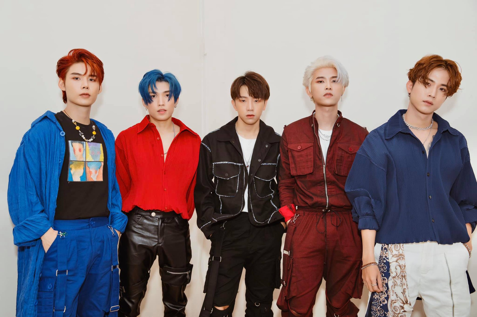 CĂNG: 2 sao nam đấu tố chuyện đời tư bê bối, nói dối, lợi dụng Đông Nhi, người trong cuộc nói gì?- Ảnh 6. CĂNG: 2 sao nam đấu tố chuyện đời tư bê bối, nói dối, lợi dụng Đông Nhi, người trong cuộc nói gì?- Ảnh 6.