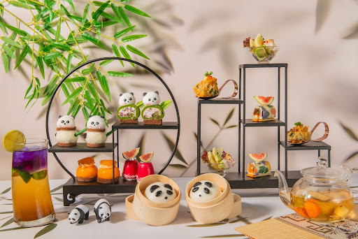 Gấu trúc phủ sóng khắp Hồng Kông dịp Tết 2025, chuyện gì xảy ra?- Ảnh 4. Gấu trúc phủ sóng khắp Hồng Kông dịp Tết 2025, chuyện gì xảy ra?- Ảnh 4.