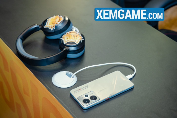 Chung kết realme Cup 2025: Eternity AOV lên ngôi vô địch và hành trình “Make it real.” unnamed 5