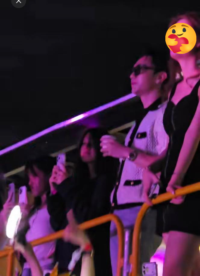 2 ngày nữa ra MV nhưng SOOBIN vẫn ham vui, ra Hà Nội đu concert