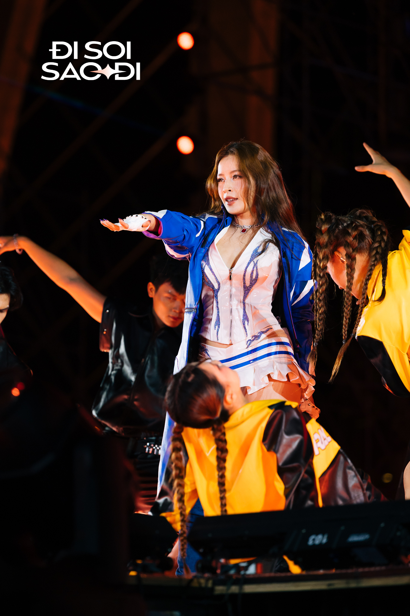 Bắt trọn visual đẹp điên xứng đáng