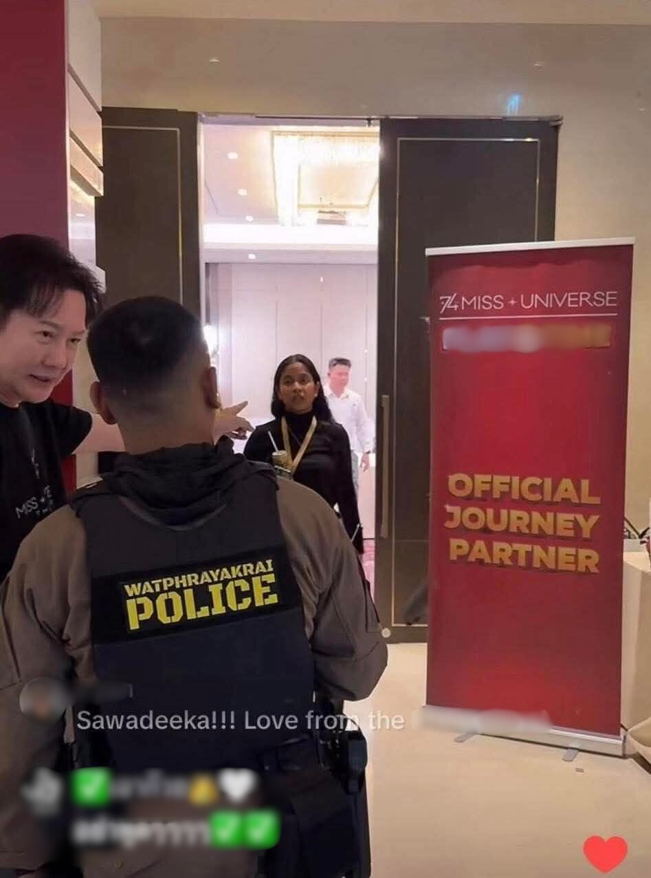 Miss Universe đăng