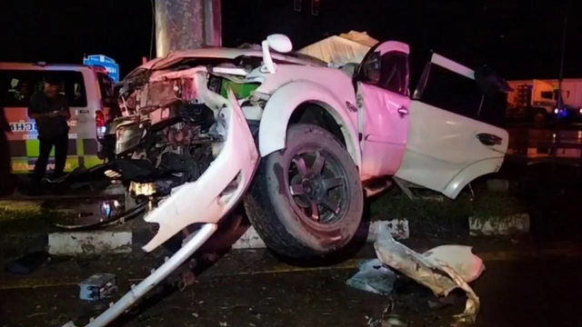 Dừng xe bên đường để hỗ trợ nạn nhân tai nạn giao thông, nữ y tá vừa nhìn thấy người này thì khóc nức nở- Ảnh 1.