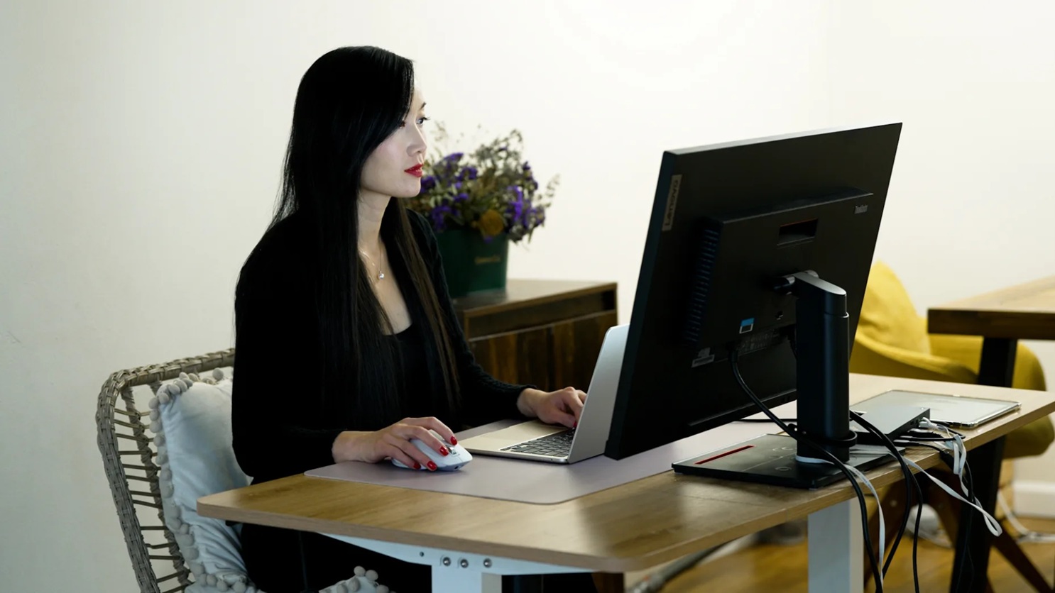 Sau khi ly hôn, người phụ nữ 37 tuổi từ thất nghiệp đến mức thu nhập hơn 25 tỷ đồng/năm tiết lộ: Thà đi thuê chứ nhất quyết không mua nhà- Ảnh 2. Sau khi ly hôn, người phụ nữ 37 tuổi từ thất nghiệp đến mức thu nhập hơn 25 tỷ đồng/năm tiết lộ: Thà đi thuê chứ nhất quyết không mua nhà- Ảnh 2.