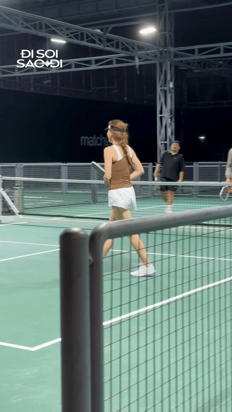 Tóm dính Hồ Ngọc Hà trên sân pickleball: Đôi