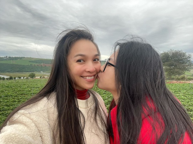 Đám cưới hụt của sao nữ Vbiz: Làm mẹ đơn thân ở tuổi 21, bầu vượt mặt vẫn vất vả chạy show kiếm tiền- Ảnh 3.