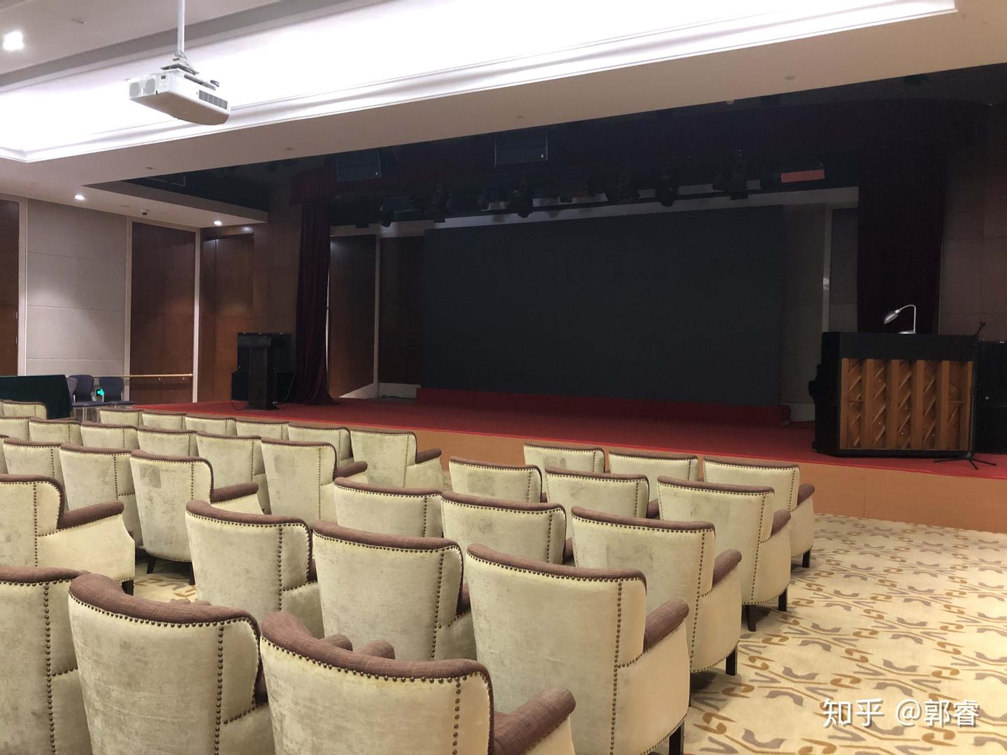 Bên trong viện dưỡng lão xa xỉ bậc nhất của một