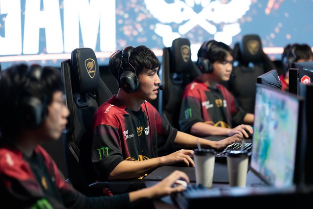 Đại diện Riot phải lên tiếng khẩn cấp vì thể thức bất hợp lý ở LCP, ảnh hưởng trực tiếp VCS- Ảnh 1. Đại diện Riot phải lên tiếng khẩn cấp vì thể thức bất hợp lý ở LCP, ảnh hưởng trực tiếp VCS- Ảnh 1.