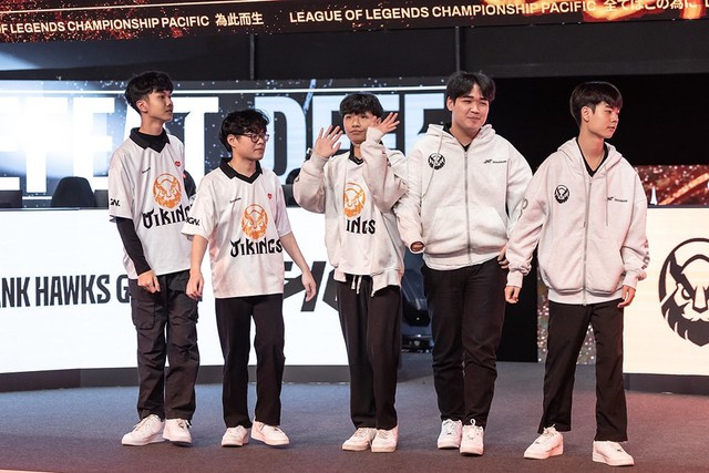 Cộng đồng VCS lên tiếng