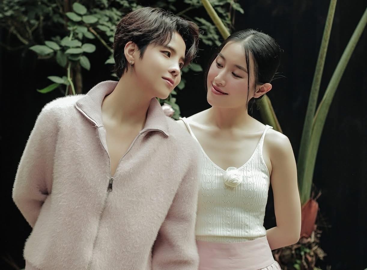 Loạt ảnh và video bóc nhan sắc thật của vợ Vũ Cát Tường: Xinh đẹp Loạt ảnh và video bóc nhan sắc thật của vợ Vũ Cát Tường: Xinh đẹp