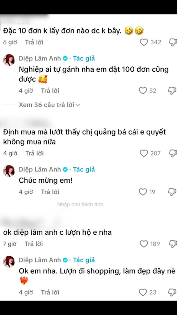 Diệp Lâm Anh sượng trân khi liên tục thấy 1 điều giữa sóng livestream- Ảnh 4. Diệp Lâm Anh sượng trân khi liên tục thấy 1 điều giữa sóng livestream- Ảnh 4.