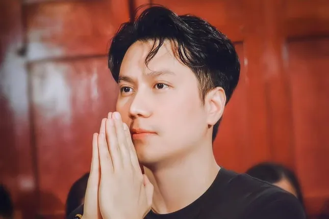 Động thái bất thường của NSƯT Việt Anh- Ảnh 1.