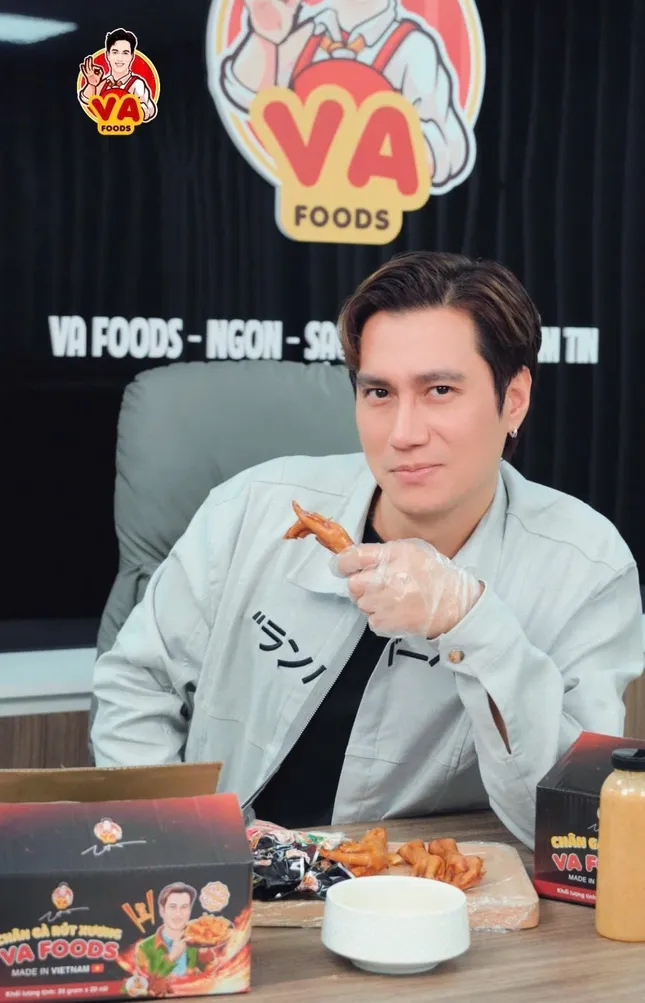 Động thái bất thường của NSƯT Việt Anh- Ảnh 2.