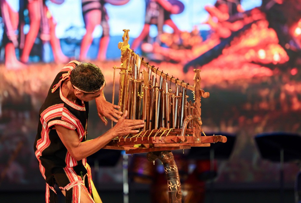 viet-nam-9-1757497373-815-width1000height676 Việt Nam giới thiệu nền văn hóa, nghệ thuật phong phú tại EXPO 2025