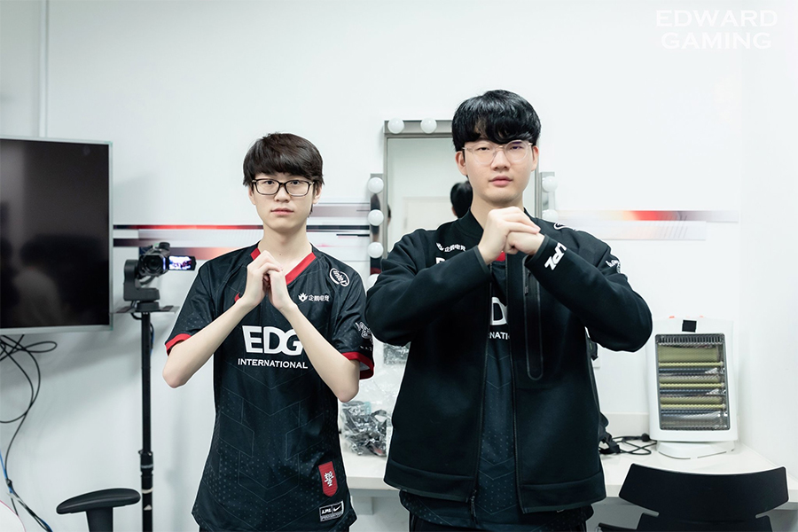 HLE Viper mong muốn IG đánh bại T1 ở vòng play-in CKTG 2025 viper meiko