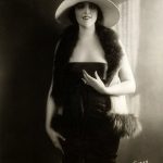 Vụ mỹ nhân bạc mệnh qua đời chỉ 4 ngày sau vụ tấn công tình dục: Điều gì thực sự xảy ra trong căn phòng 1219? virginia rappe 150210 1744690960720 17446909607872089561846 1744701084738 1744701084860783677731