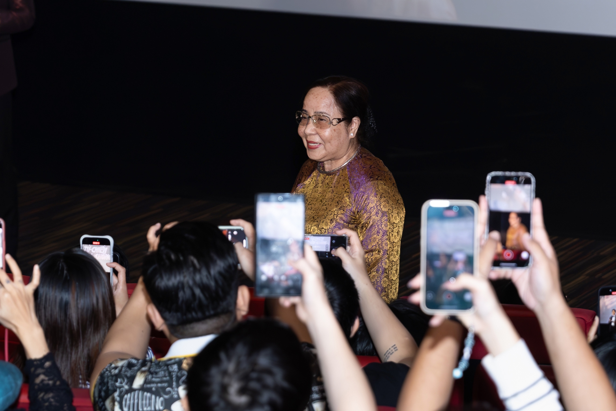 Việt Nam có 1 mỹ nhân chỉ cao 1m55 mà dám làm tiếp viên hàng không, biết lý do không ai cãi nổi- Ảnh 3.