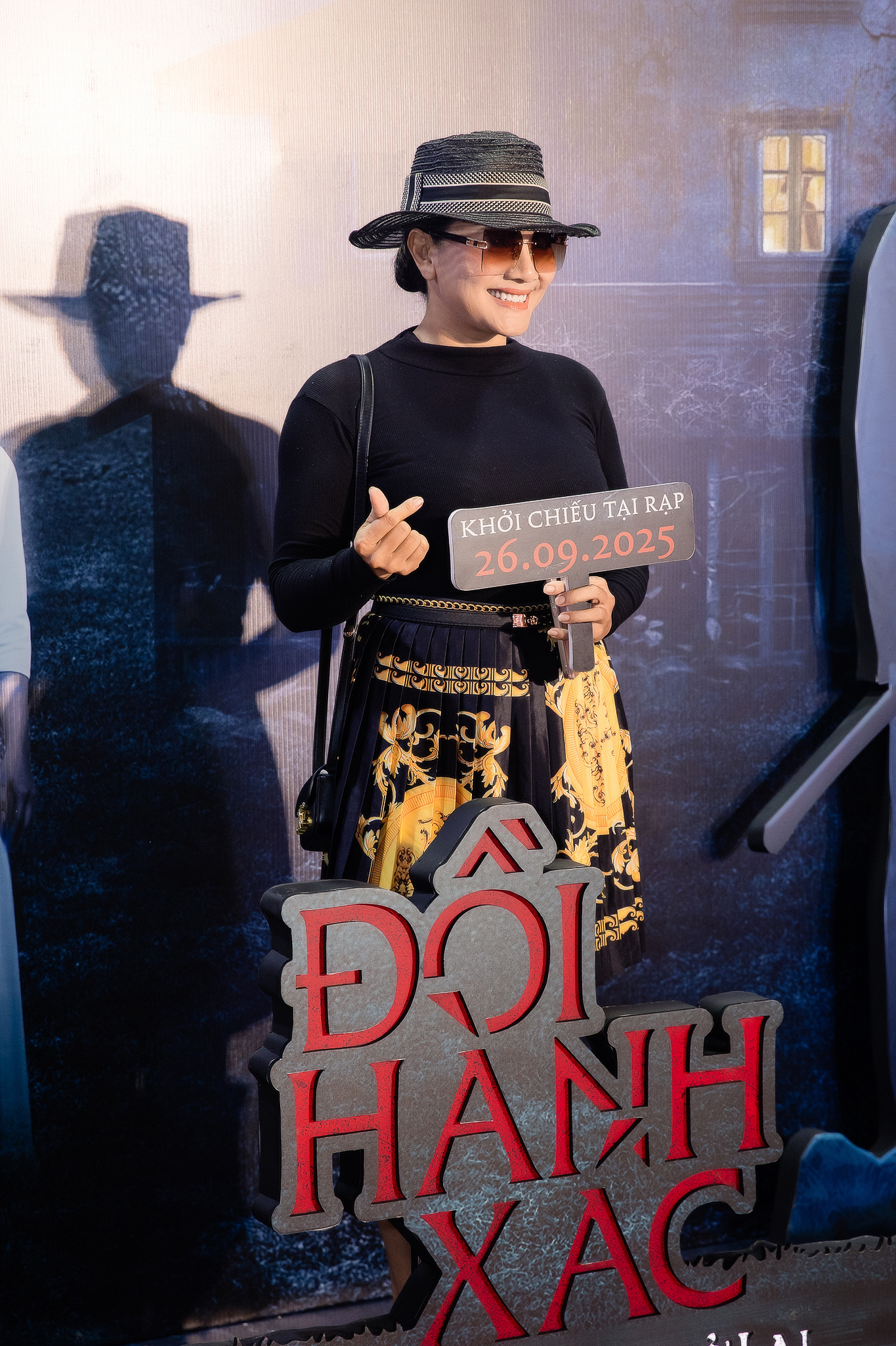 Tuyệt đối đừng xem phim Việt này lúc nửa đêm: Thấy trailer thôi đã rùng mình, nam chính sao mà đẹp thế- Ảnh 1.