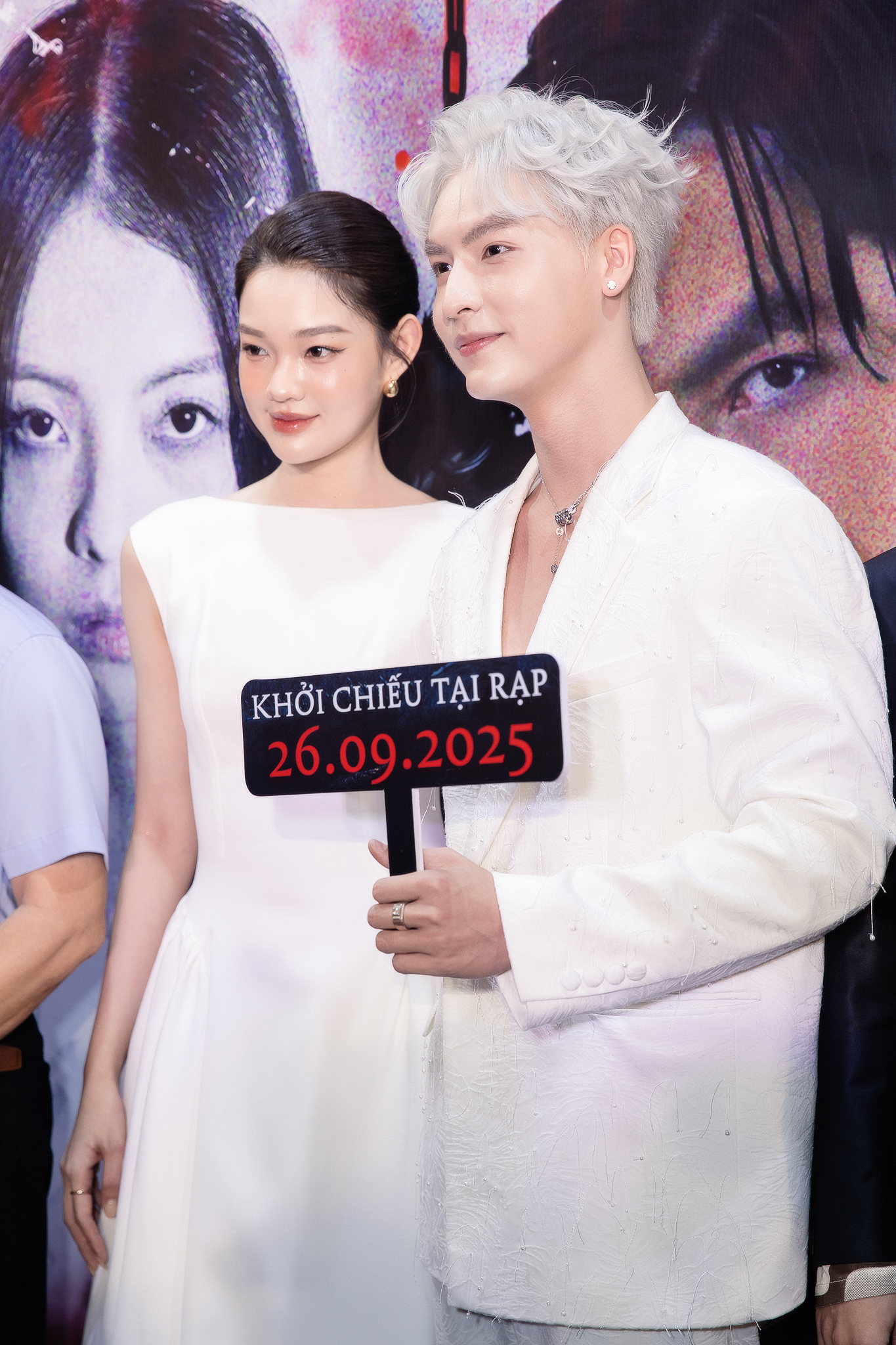 Tuyệt đối đừng xem phim Việt này lúc nửa đêm: Thấy trailer thôi đã rùng mình, nam chính sao mà đẹp thế- Ảnh 6.