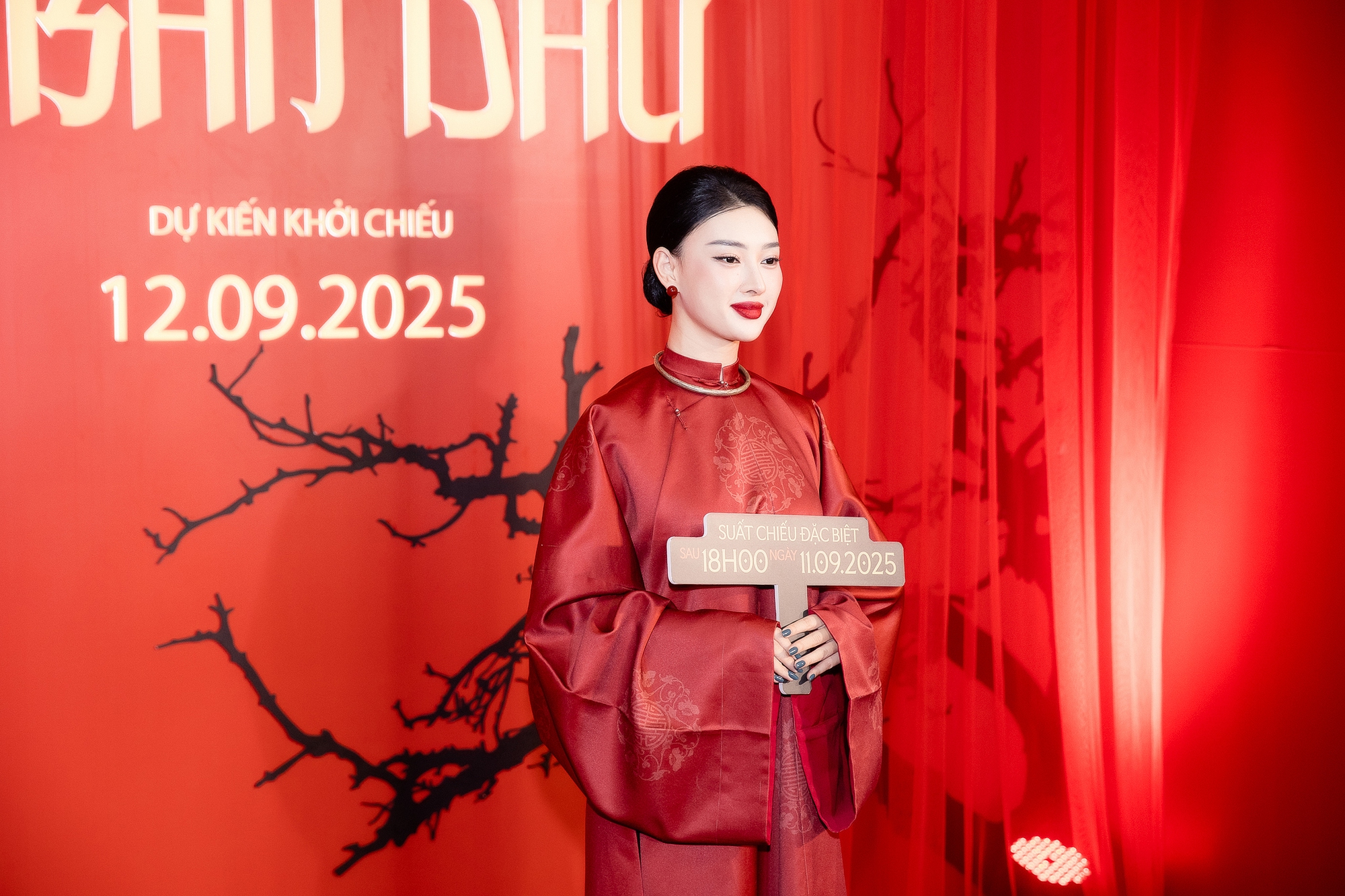 Màn lột xác gây sốc nhất Vbiz: Mỹ nam gầy như “ma đói