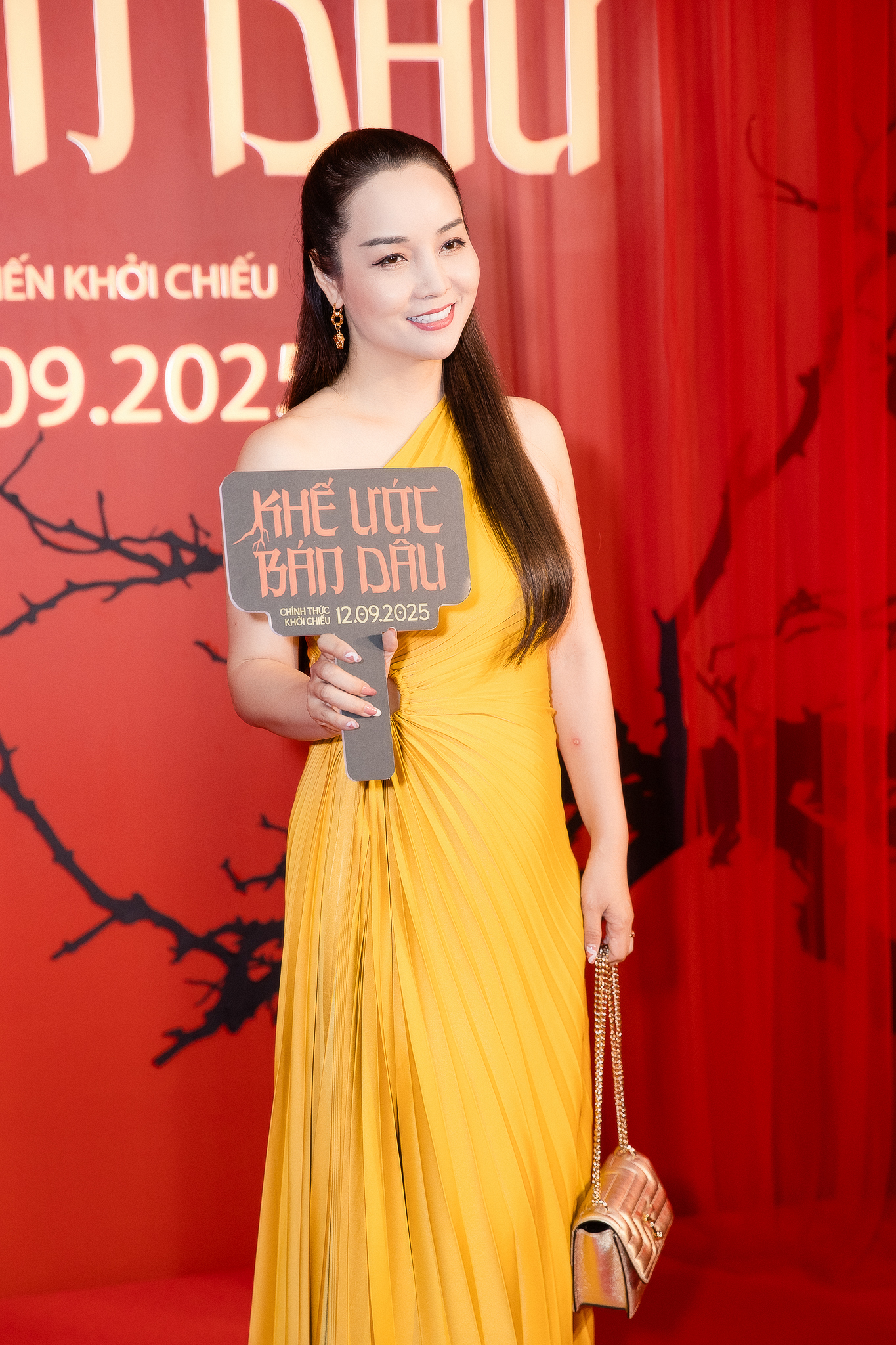 Màn lột xác gây sốc nhất Vbiz: Mỹ nam gầy như “ma đói