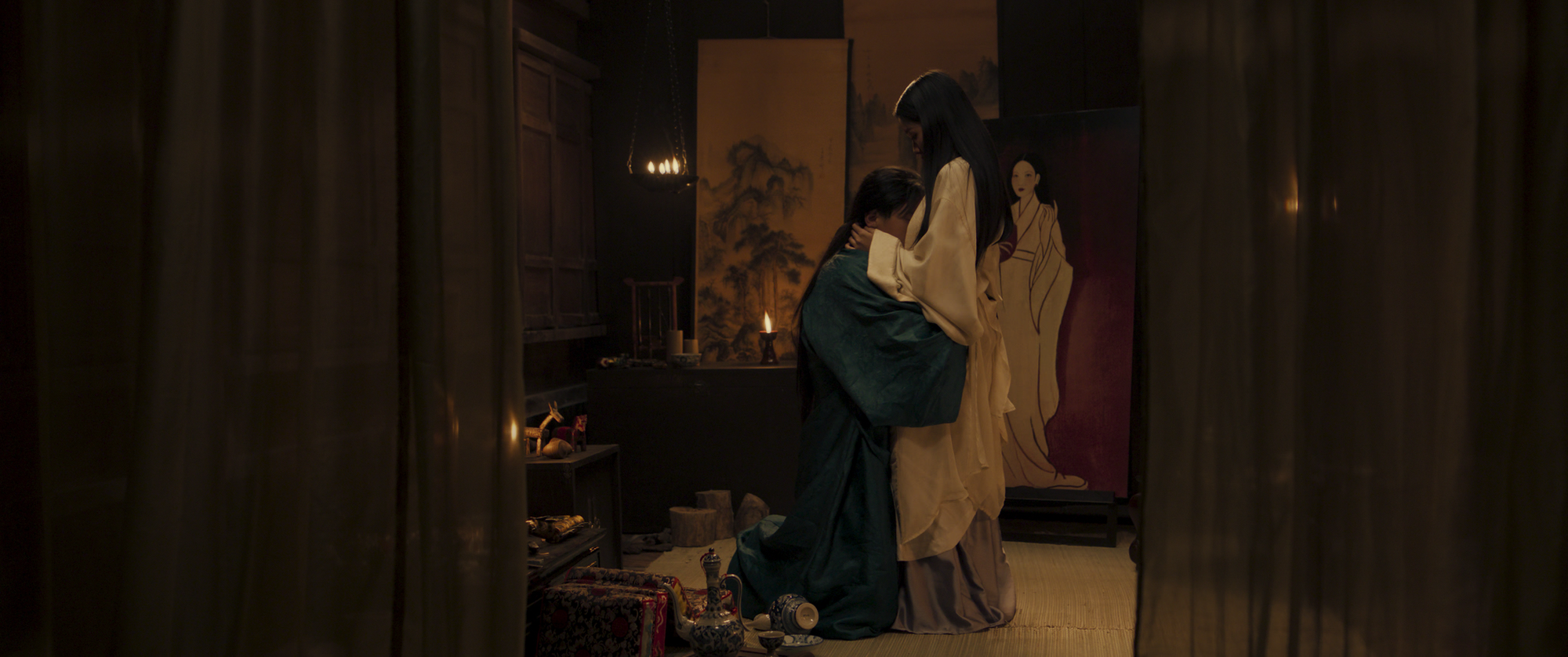 Lâu lắm mới thấy 1 mỹ nhân Việt đóng cổ trang đẹp cỡ này, đến cảnh tơi tả nhất vẫn hoàn mỹ mới tài- Ảnh 8.