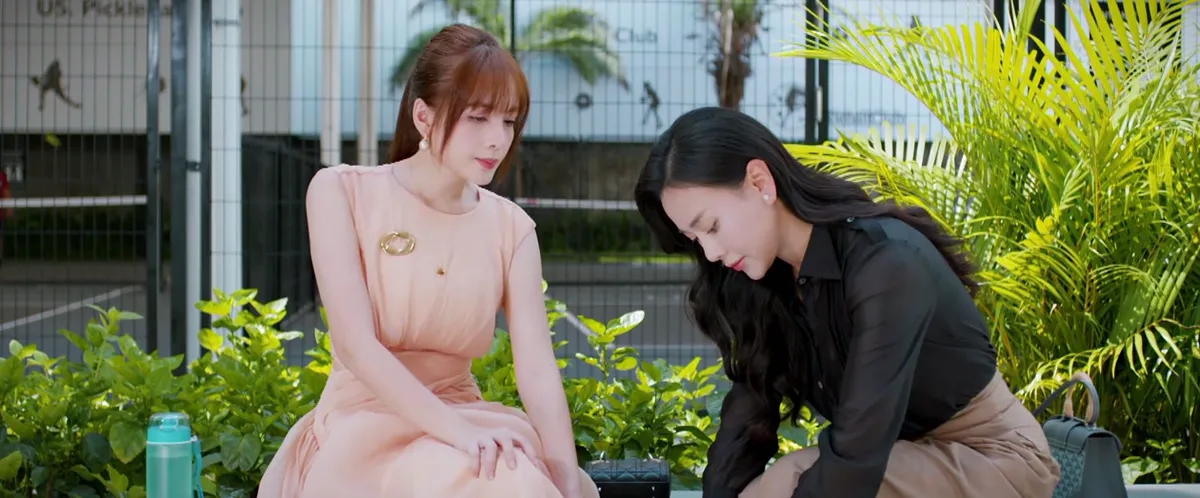 Cách Phương Oanh hết lòng tận tụy, hy sinh cho chồng- Ảnh 3. Cách Phương Oanh hết lòng tận tụy, hy sinh cho chồng- Ảnh 3.