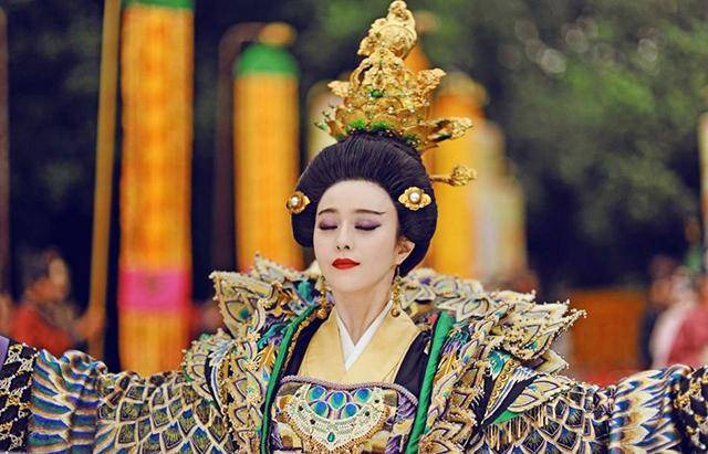 Vì sao Đường Huyền Tông vừa phát động chính biến liền chém chết Thượng Quan Uyển Nhi ngay tại chỗ?- Ảnh 4. Vì sao Đường Huyền Tông vừa phát động chính biến liền chém chết Thượng Quan Uyển Nhi ngay tại chỗ?- Ảnh 4.