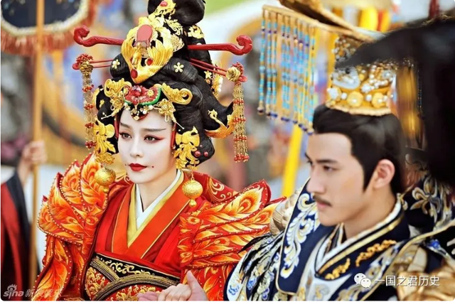 Vì sao Đường Huyền Tông vừa phát động chính biến liền chém chết Thượng Quan Uyển Nhi ngay tại chỗ?- Ảnh 2. Vì sao Đường Huyền Tông vừa phát động chính biến liền chém chết Thượng Quan Uyển Nhi ngay tại chỗ?- Ảnh 2.