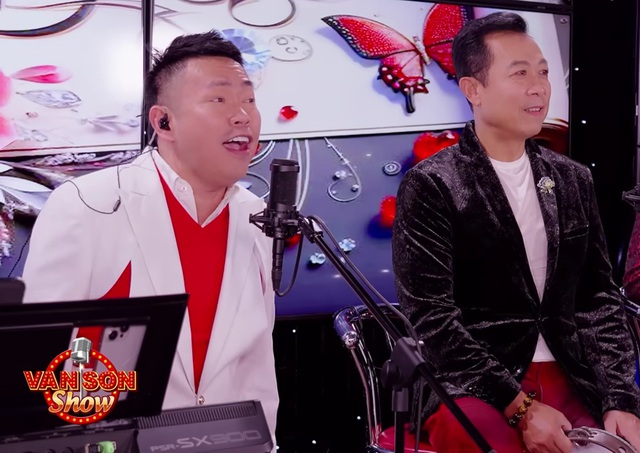 Nam danh hài cả nước biết mặt bị một ông chủ Nam danh hài cả nước biết mặt bị một ông chủ