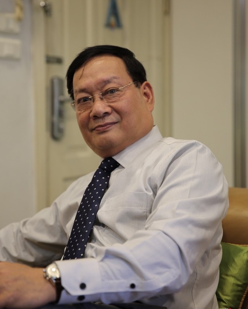 Nam NSND cả nước biết mặt: Sở hữu nhà 5 tầng ở phố cổ Hà Nội, con trai, con dâu đều là Phó Vụ trưởng- Ảnh 2.