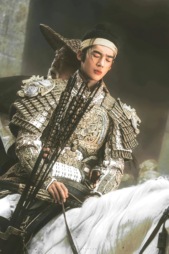 Mỹ nam thất bại nhất đầu 2025 đóng phim nào flop phim đó, nhan sắc cực phẩm nhưng cái nết không ai ưa nổi- Ảnh 2. Mỹ nam thất bại nhất đầu 2025 đóng phim nào flop phim đó, nhan sắc cực phẩm nhưng cái nết không ai ưa nổi- Ảnh 2.