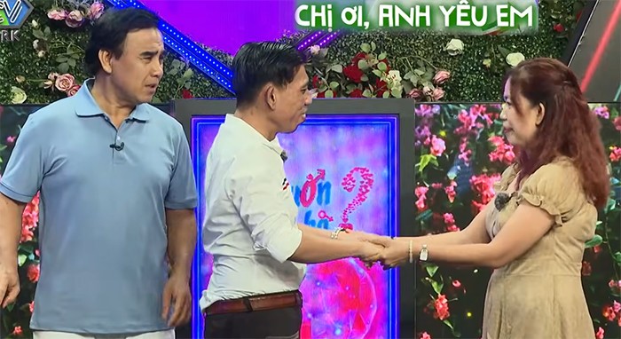 Vừa gặp gỡ, trai tân U40 được cô nàng hơn tuổi chủ động massage - 7