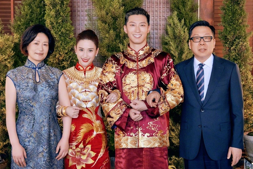 Báo Trung: Ái nữ trùm sòng bạc Macau “hút máu” chồng nghèo Đậu Kiêu đến cùng quẫn!- Ảnh 2.