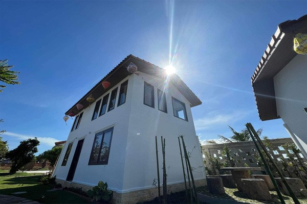 Mỹ nhân Việt sở hữu nhà vườn 70 tỷ, biệt thự khắp các tỉnh thành: Lên đời phú bà nhờ