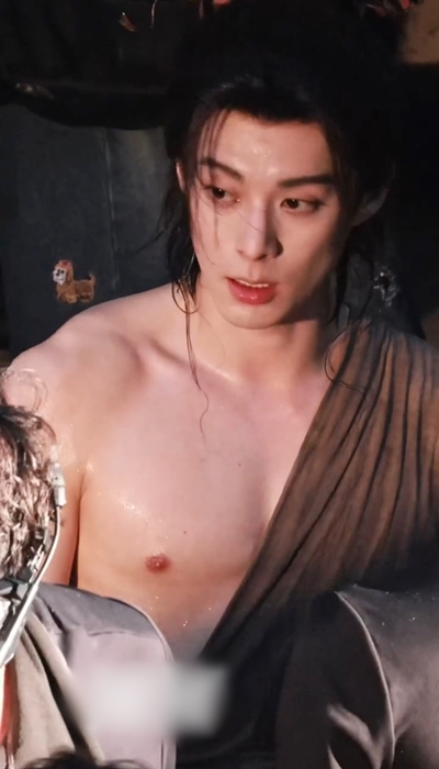 Hiếm lắm mới có mỹ nam được khen đẹp như