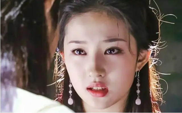 Vương Ngữ Yên bỏ rơi Đoàn Dự không phải vì biểu ca: Do một hiện tượng kỳ lạ xảy ra khi 2 người gần gũi- Ảnh 3. Vương Ngữ Yên bỏ rơi Đoàn Dự không phải vì biểu ca: Do một hiện tượng kỳ lạ xảy ra khi 2 người gần gũi- Ảnh 3.