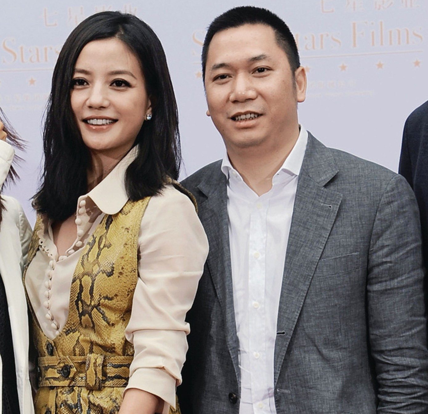 Sai lầm khiến Triệu Vy đóng băng hết tài sản- Ảnh 1.