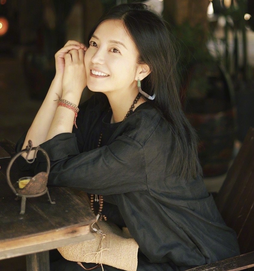 Bức ảnh xấu hổ nhất cuộc đời Triệu Vy- Ảnh 1.