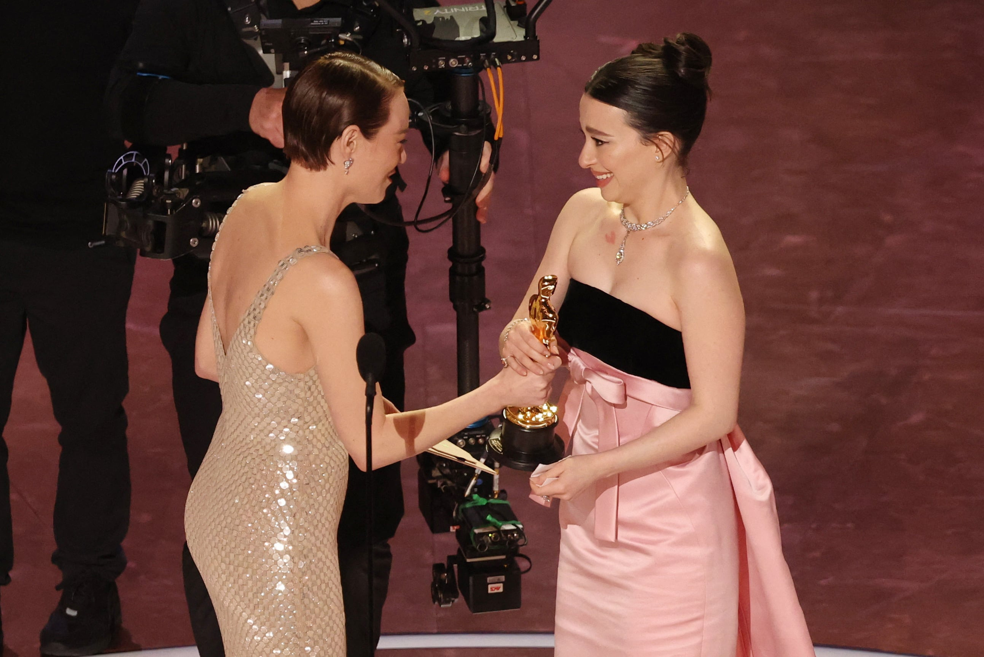 Mỹ nhân 18+ gây chấn động toàn cầu: Nhan sắc quyến rũ khó cưỡng, diễn xuất xứng đáng 100 điểm- Ảnh 2.