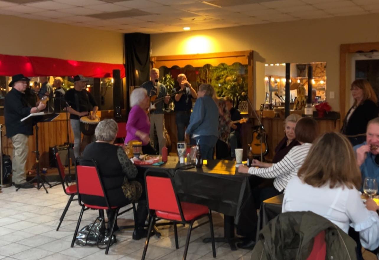 Xả súng kinh hoàng tại Mỹ, nhiều người thương vong- Ảnh 1.