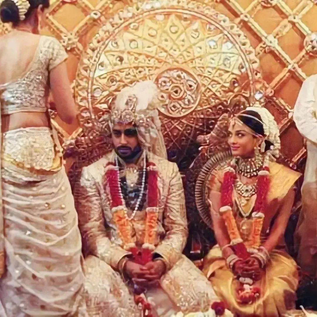 "Mỹ nhân đẹp nhất thế giới" phải cúi mình cưới cây chuối rồi mới được làm dâu hào môn wishnwed34474290634066639062154753311139209165073151n 1760171787786 17601717881001685177984