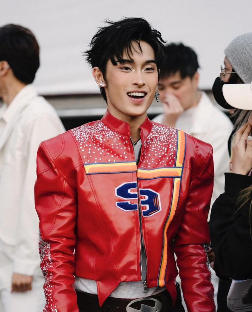 Mối quan hệ gần 4 năm của Wren Evans và hot girl vừa thừa nhận bị