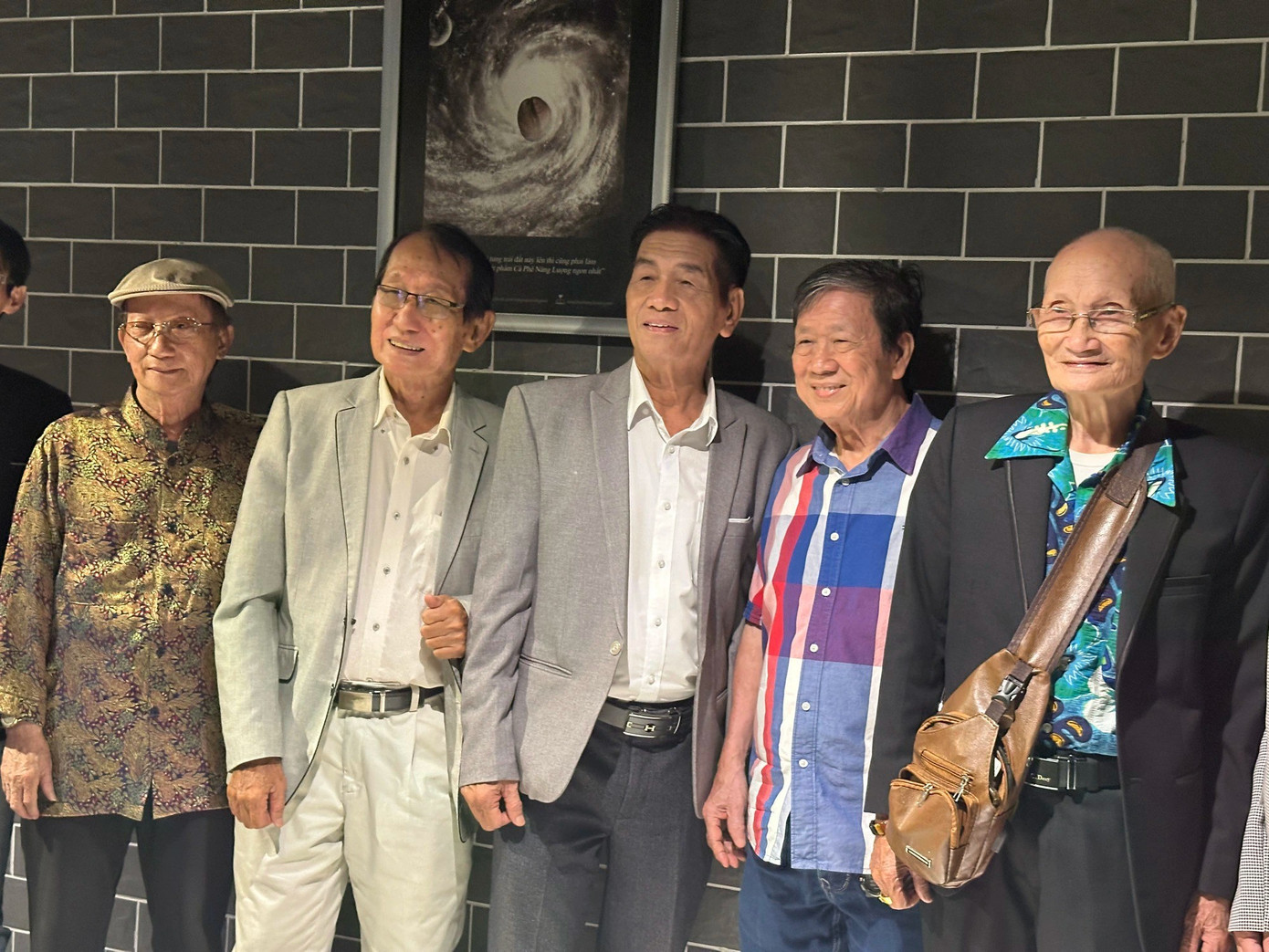 Tác giả Tác giả