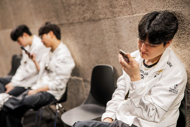 Cựu Siêu Xạ Thủ LCK sở hữu thông số vượt xa Faker nhưng thực ra lại Cựu Siêu Xạ Thủ LCK sở hữu thông số vượt xa Faker nhưng thực ra lại