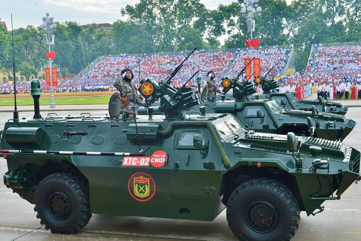 Báo quốc tế sửng sốt trước loạt vũ khí 'Made in Vietnam' tại lễ diễu binh 2/9- Ảnh 1.