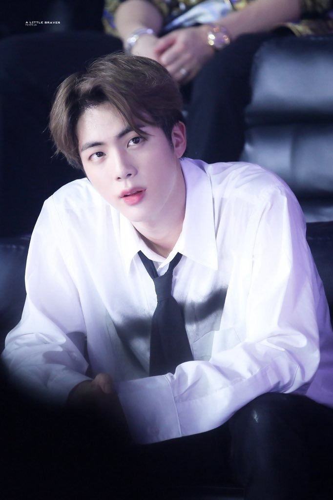 "Mỹ nhân đẹp nhất BLACKPINK" bị nam thần BTS cố tình tung hint hẹn hò lộ liễu ngay tại Mỹ? xin chup anh vi chang trai qua d 1753153485183335694278 1753157996786 17531579970601357168840